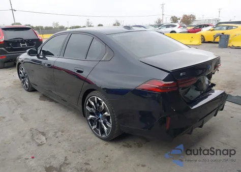 2024 BMW I5 M60 z USA, uszkodzony, nr VIN WBY43FK07RCP82431